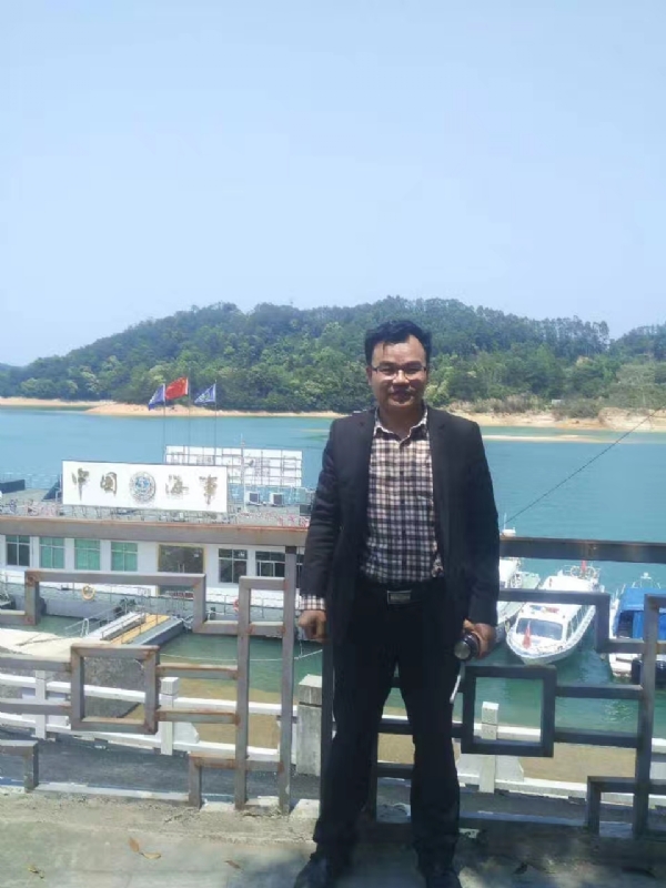 三哥的第一张照片--元谋认干亲服务网